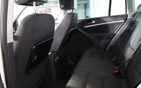 Volkswagen Tiguan I, 2012 год, 1 379 990 рублей, 13 фотография