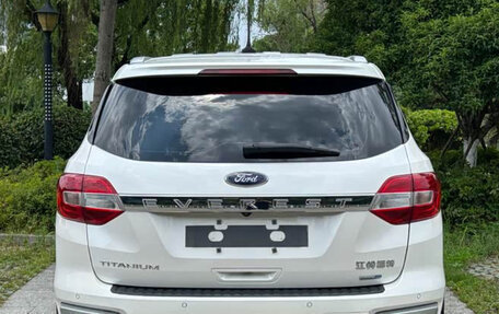 Ford Everest II, 2022 год, 2 680 000 рублей, 5 фотография