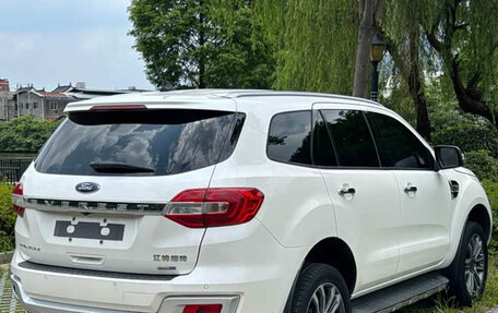 Ford Everest II, 2022 год, 2 680 000 рублей, 6 фотография