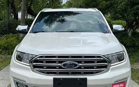 Ford Everest II, 2022 год, 2 680 000 рублей, 2 фотография