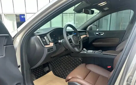 Volvo XC60 II, 2025 год, 4 400 065 рублей, 4 фотография