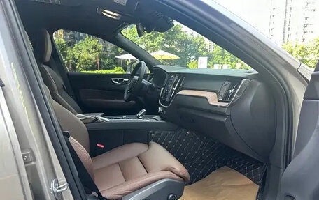 Volvo XC60 II, 2025 год, 4 400 065 рублей, 6 фотография