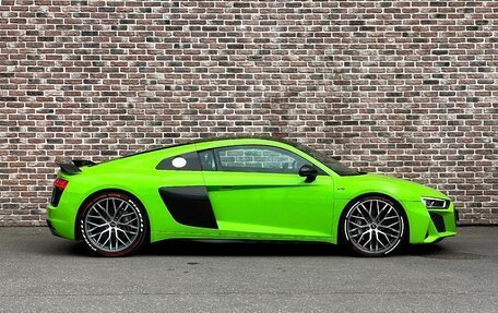 Audi R8, 2016 год, 10 898 000 рублей, 4 фотография