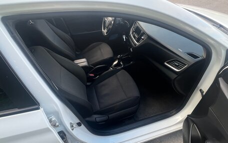 Hyundai Solaris II рестайлинг, 2017 год, 850 000 рублей, 13 фотография