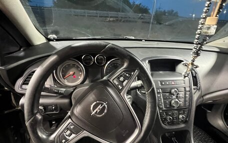 Opel Astra J, 2011 год, 520 000 рублей, 6 фотография