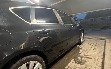 Opel Astra J, 2011 год, 520 000 рублей, 12 фотография