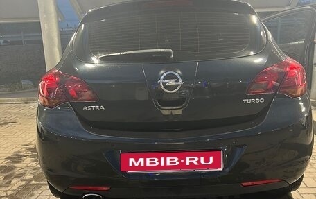 Opel Astra J, 2011 год, 520 000 рублей, 13 фотография