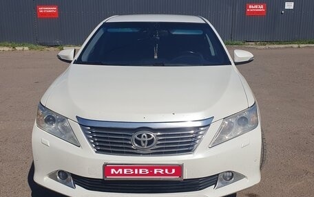 Toyota Camry, 2014 год, 1 600 000 рублей, 2 фотография