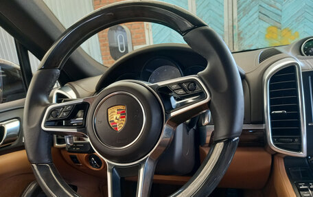 Porsche Cayenne III, 2015 год, 4 300 000 рублей, 10 фотография