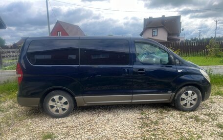 Hyundai Grand Starex Grand Starex I рестайлинг 2, 2007 год, 1 200 000 рублей, 2 фотография