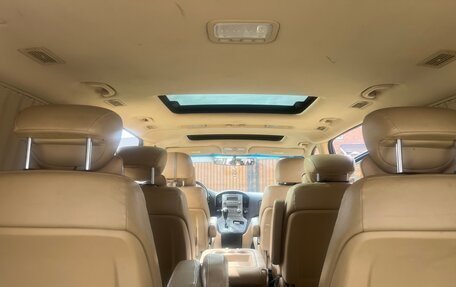 Hyundai Grand Starex Grand Starex I рестайлинг 2, 2007 год, 1 200 000 рублей, 14 фотография
