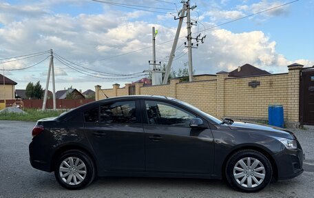 Chevrolet Cruze II, 2014 год, 970 000 рублей, 4 фотография