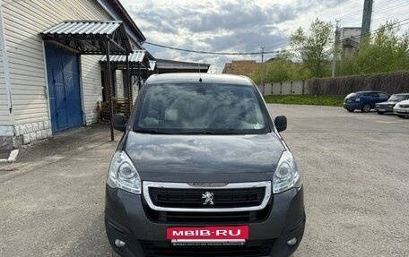 Peugeot Partner II рестайлинг 2, 2021 год, 1 750 000 рублей, 4 фотография