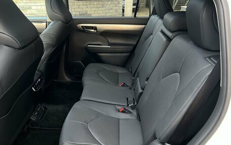 Toyota Highlander, 2025 год, 5 290 000 рублей, 7 фотография