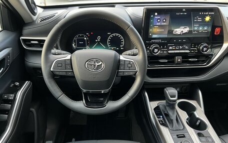 Toyota Highlander, 2025 год, 5 290 000 рублей, 9 фотография