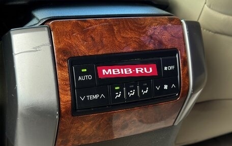 Toyota Land Cruiser Prado 150 рестайлинг 2, 2012 год, 2 475 000 рублей, 13 фотография