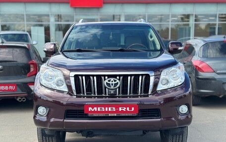 Toyota Land Cruiser Prado 150 рестайлинг 2, 2012 год, 2 475 000 рублей, 2 фотография