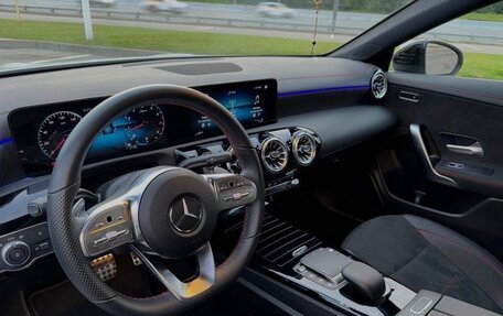 Mercedes-Benz CLA, 2022 год, 4 300 000 рублей, 3 фотография