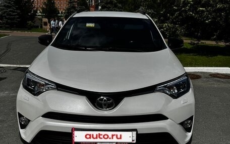 Toyota RAV4, 2019 год, 2 650 000 рублей, 9 фотография