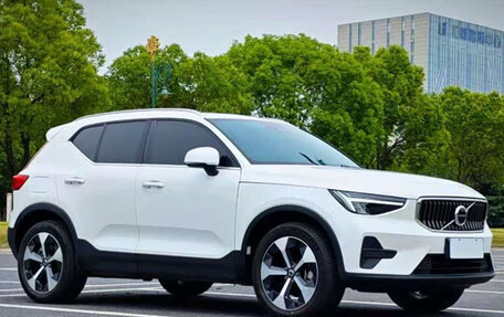 Volvo XC40 I, 2022 год, 2 390 000 рублей, 3 фотография
