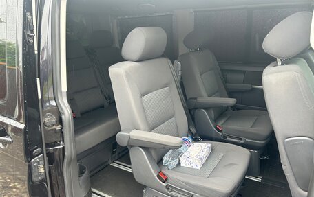 Volkswagen Multivan T5, 2008 год, 1 650 000 рублей, 14 фотография