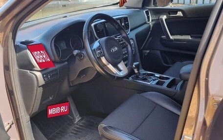 KIA Sportage IV рестайлинг, 2019 год, 2 400 000 рублей, 7 фотография