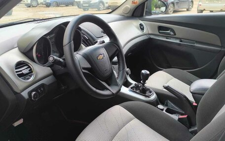 Chevrolet Cruze II, 2013 год, 580 000 рублей, 3 фотография