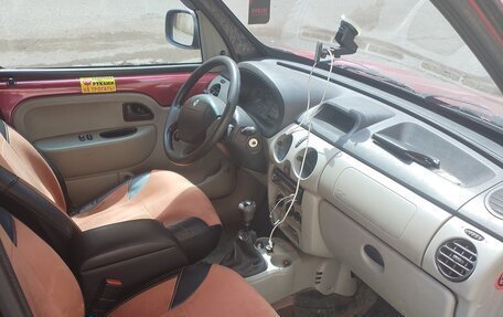 Renault Kangoo II рестайлинг, 2004 год, 375 000 рублей, 4 фотография