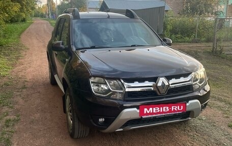 Renault Duster I рестайлинг, 2016 год, 800 000 рублей, 2 фотография