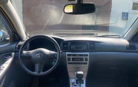 Toyota Corolla, 2004 год, 535 000 рублей, 6 фотография