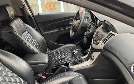 Chevrolet Cruze II, 2012 год, 690 000 рублей, 7 фотография