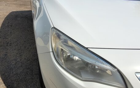 Opel Astra J, 2011 год, 750 000 рублей, 3 фотография