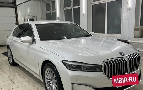 BMW 7 серия, 2019 год, 5 500 000 рублей, 2 фотография