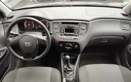 KIA Rio II, 2010 год, 550 000 рублей, 9 фотография