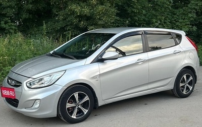 Hyundai Solaris II рестайлинг, 2013 год, 830 000 рублей, 1 фотография