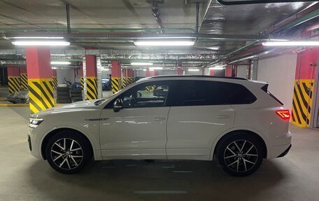 Volkswagen Touareg III, 2019 год, 5 600 000 рублей, 19 фотография