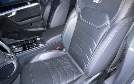 Volkswagen Touareg III, 2019 год, 5 600 000 рублей, 25 фотография
