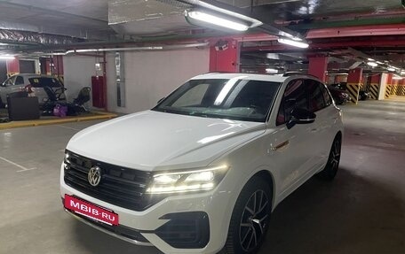 Volkswagen Touareg III, 2019 год, 5 600 000 рублей, 17 фотография