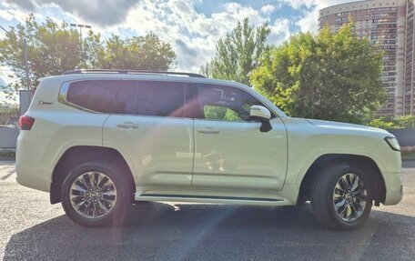 Toyota Land Cruiser, 2022 год, 12 500 000 рублей, 7 фотография