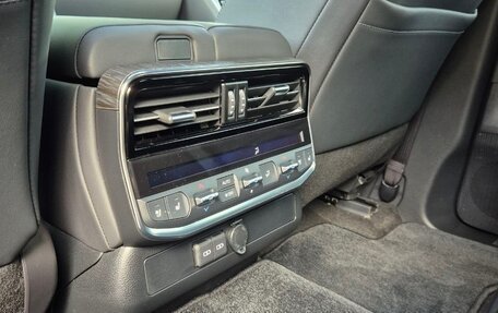 Toyota Land Cruiser, 2022 год, 12 500 000 рублей, 16 фотография