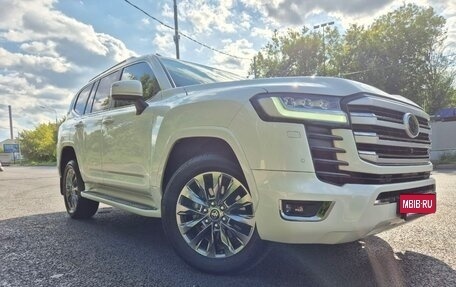 Toyota Land Cruiser, 2022 год, 12 500 000 рублей, 8 фотография