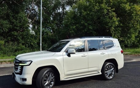 Toyota Land Cruiser, 2022 год, 12 500 000 рублей, 28 фотография