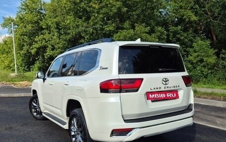 Toyota Land Cruiser, 2022 год, 12 500 000 рублей, 29 фотография