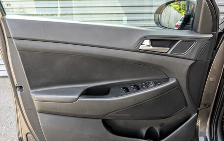 Hyundai Tucson III, 2019 год, 2 300 000 рублей, 19 фотография
