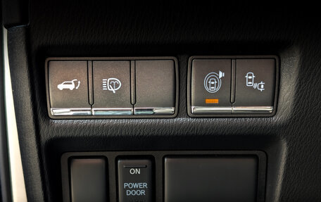 Infiniti QX80 I рестайлинг, 2016 год, 3 650 000 рублей, 29 фотография