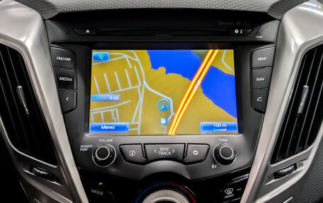 Hyundai Veloster I рестайлинг, 2013 год, 950 000 рублей, 27 фотография