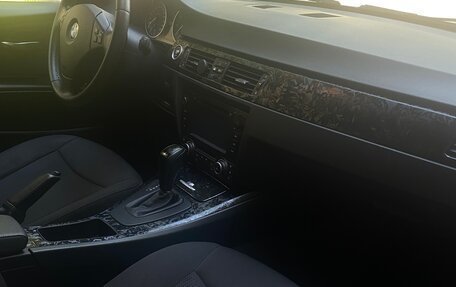 BMW 3 серия, 2011 год, 1 360 000 рублей, 8 фотография