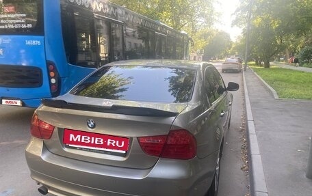 BMW 3 серия, 2011 год, 1 360 000 рублей, 3 фотография