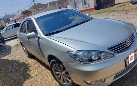 Toyota Camry V40, 2002 год, 700 000 рублей, 2 фотография