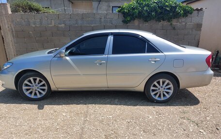 Toyota Camry V40, 2002 год, 700 000 рублей, 3 фотография
